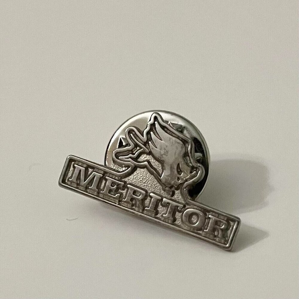 Meritor Logo Pin